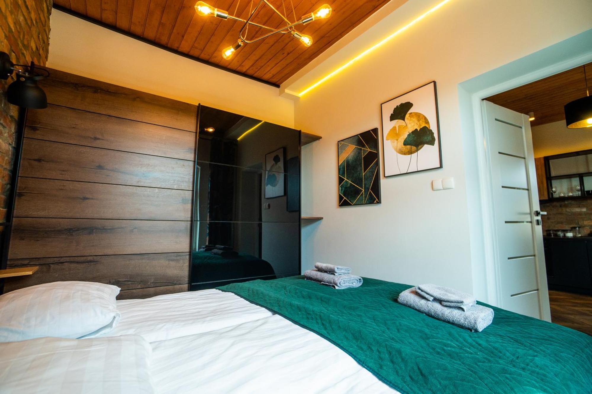 Apartamenty Pioro I Atrament Торунь Екстер'єр фото